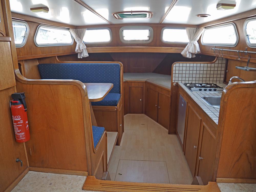 Fore ship, Accommodation